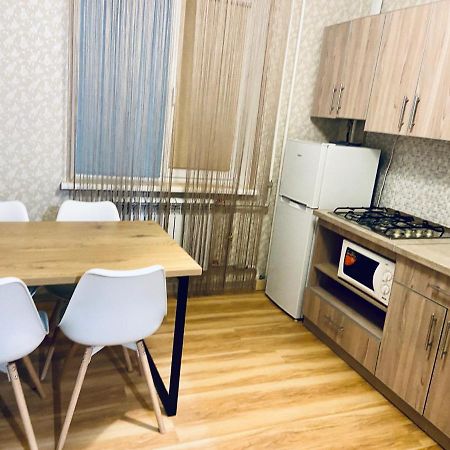 Apartamenty. Geroev Krut Sumy Ngoại thất bức ảnh